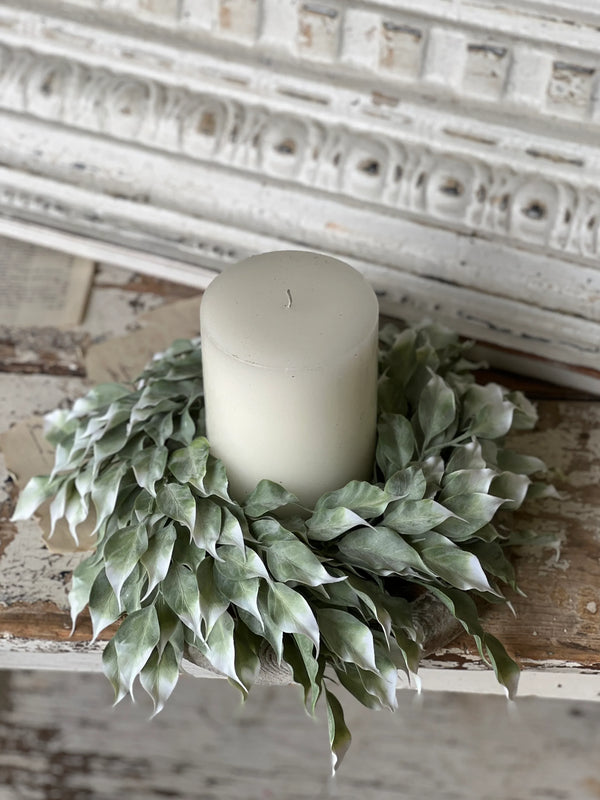 11' Gallivanting Greens Candle Ring